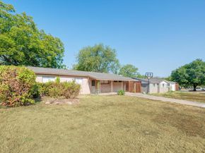 1902  Alan A Dale Road , Arlington Texas 76013