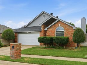 1800  Pine Ridge Drive , Bedford Texas 76021