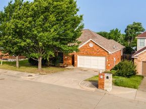 7729  Oak Garden Trail , Dallas Texas 75232