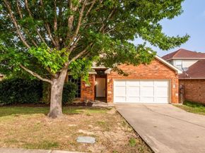 7729  Oak Garden Trail , Dallas Texas 75232