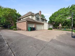 6744  Clear Spring Drive , Fort Worth Texas 76132