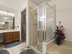 1201  Harwell Drive  225, Arlington Texas 76011
