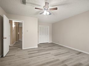 1201  Harwell Drive  225, Arlington Texas 76011