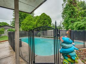 1616  Country Manor Road , Fort Worth Texas 76134