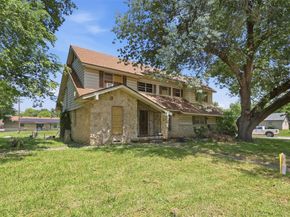 1743  Indian Summer Trail , Dallas Texas 75241