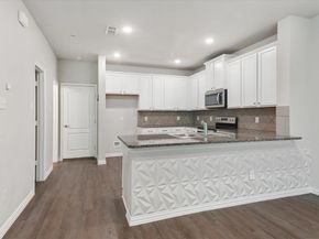 1274  Alamo Drive , Lewisville Texas 75077