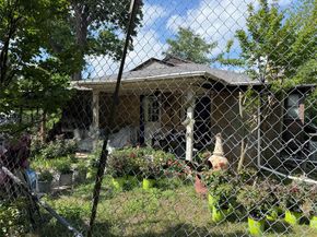 4705 W Jefferson Boulevard , Dallas Texas 75211