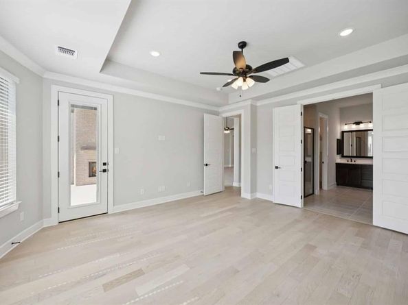 100  Bristol Lane , Azle Texas 76020