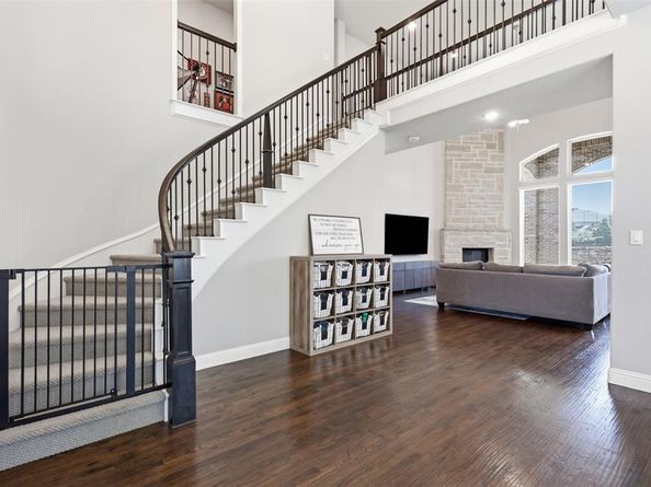 10813  Sycamore Falls Drive , Flower Mound Texas 76226