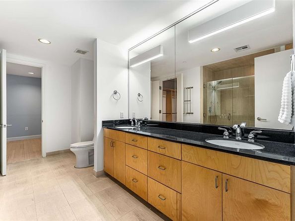 1505  Elm St Street  1003, Dallas Texas 75201