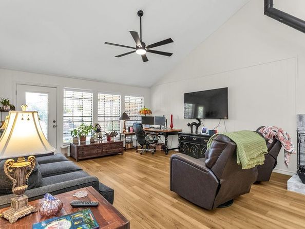 2121  Windy Drive , Garland Texas 75044