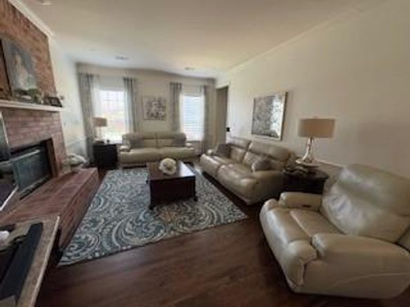1718 E Branch Hollow Drive , Carrollton Texas 75007