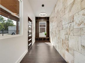 921  Bessie Street , Fort Worth Texas 76104