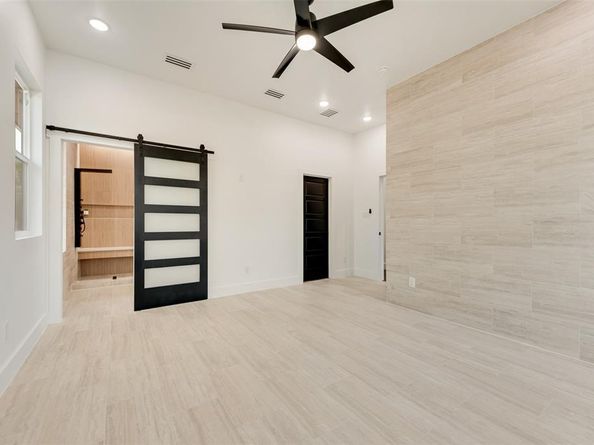921  Bessie Street , Fort Worth Texas 76104