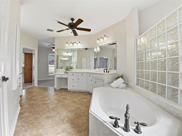 718  Morningside Drive , Mansfield Texas 76063