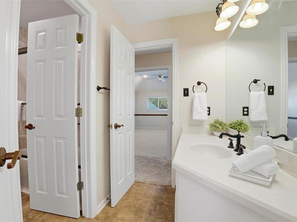 718  Morningside Drive , Mansfield Texas 76063