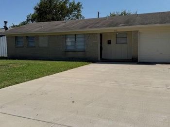 1132  Ashland Drive 