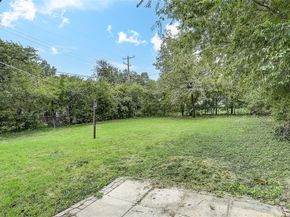 802 E Dallas Street , Mansfield Texas 76063