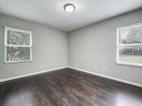 802 E Dallas Street , Mansfield Texas 76063