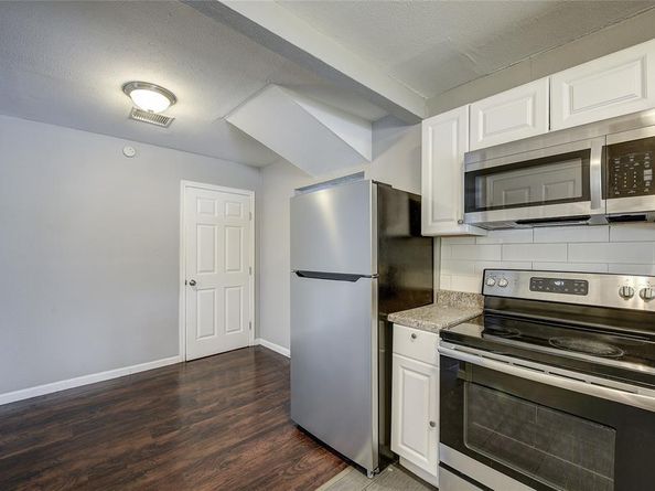 802 E Dallas Street , Mansfield Texas 76063