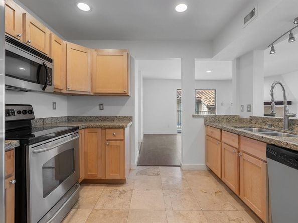 4777  Cedar Springs Road  6F, Dallas Texas 75219