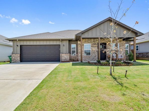 117  Magnolia Estates Street , Crowley Texas 76036