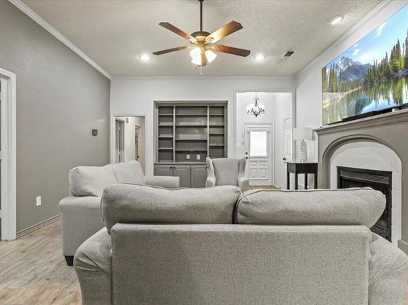 5520  Bradley Court , Arlington Texas 76017