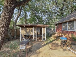 5520  Bradley Court , Arlington Texas 76017