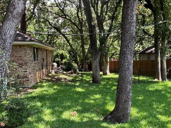 4708  El Caballero Court , Arlington Texas 76017
