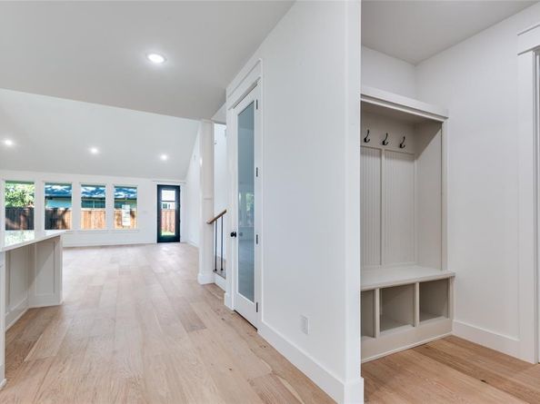 99  Kay Lane , Westworth Village Texas 76114