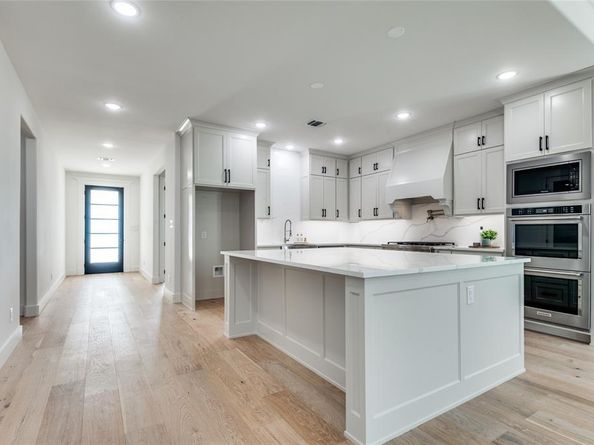 99  Kay Lane , Westworth Village Texas 76114