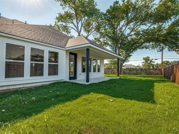 99  Kay Lane , Westworth Village Texas 76114