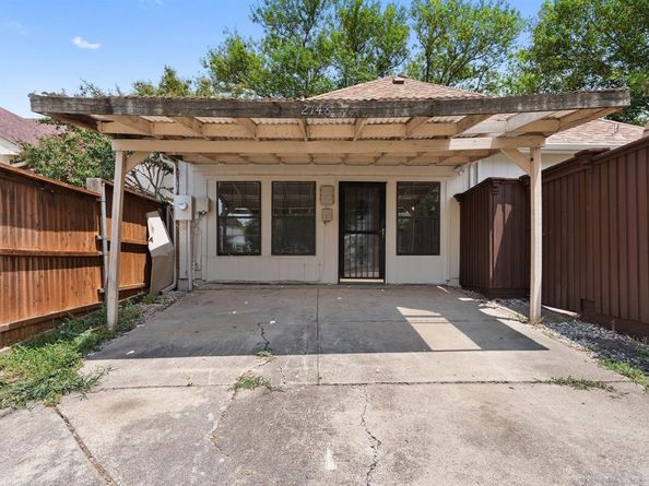 2148  Falcon Ridge Drive , Carrollton Texas 75010