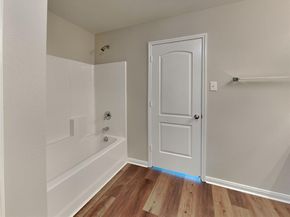 1334  Barrel Drive , Dallas Texas 75253