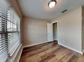 1334  Barrel Drive , Dallas Texas 75253