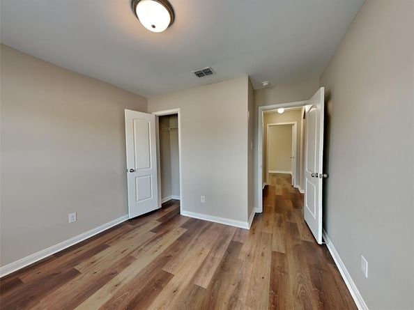 1334  Barrel Drive , Dallas Texas 75253