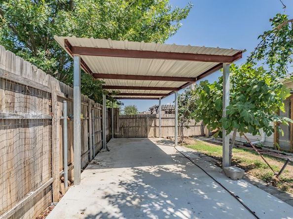 9216  Quarter Horse Lane , Fort Worth Texas 76123