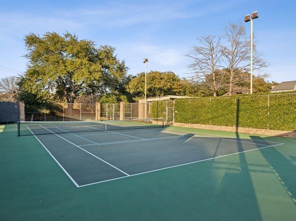 4932  Briarwood Place , Dallas Texas 75209