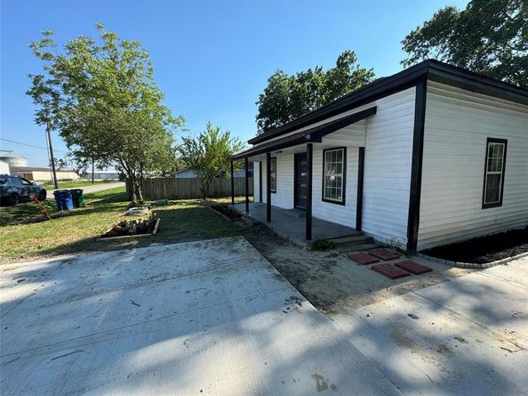 309 S Louisiana Street , Celina Texas 75009