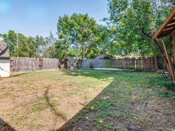 1826  Salem Street , Irving Texas 75061