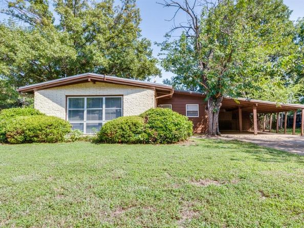 1826  Salem Street , Irving Texas 75061