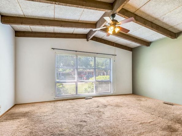 1826  Salem Street , Irving Texas 75061