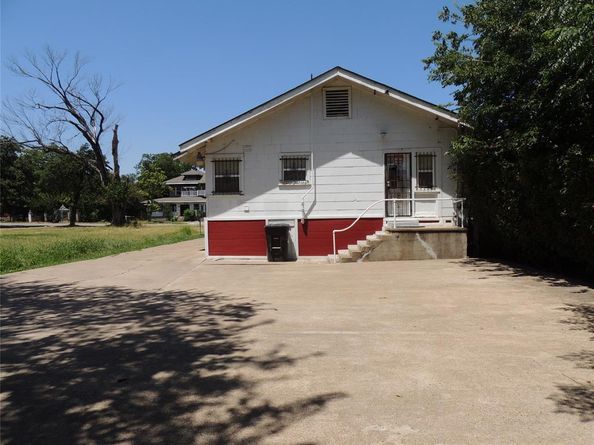 2721  Hemphill Street , Fort Worth Texas 76110