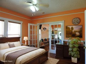 2721  Hemphill Street , Fort Worth Texas 76110