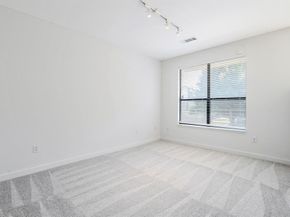 4040 N Hall Street  107, Dallas Texas 75219