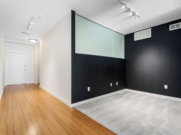 4040 N Hall Street  107, Dallas Texas 75219