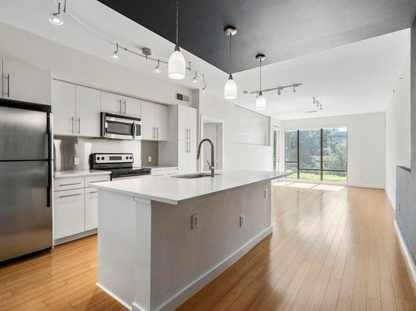 4040 N Hall Street  107, Dallas Texas 75219