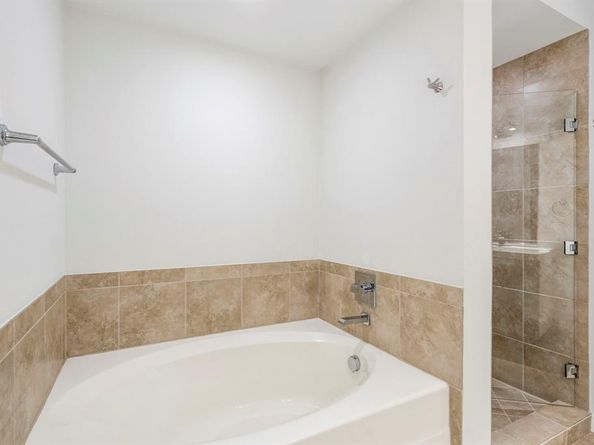 4040 N Hall Street  107, Dallas Texas 75219