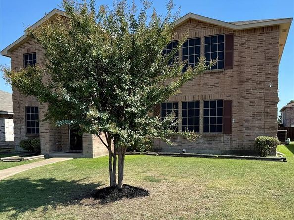 1034  Graystone Drive , Lancaster Texas 75134