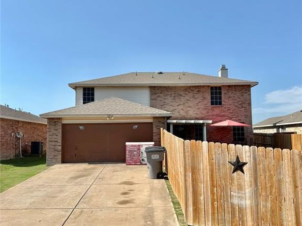 1034  Graystone Drive , Lancaster Texas 75134